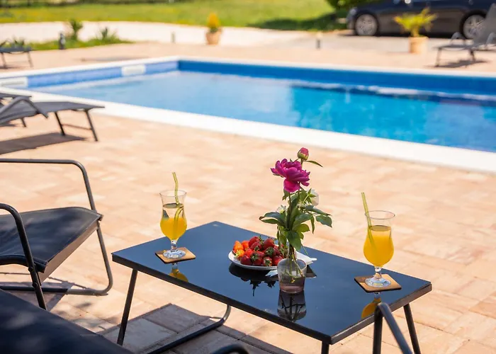 Iris Vikendica Trbounje